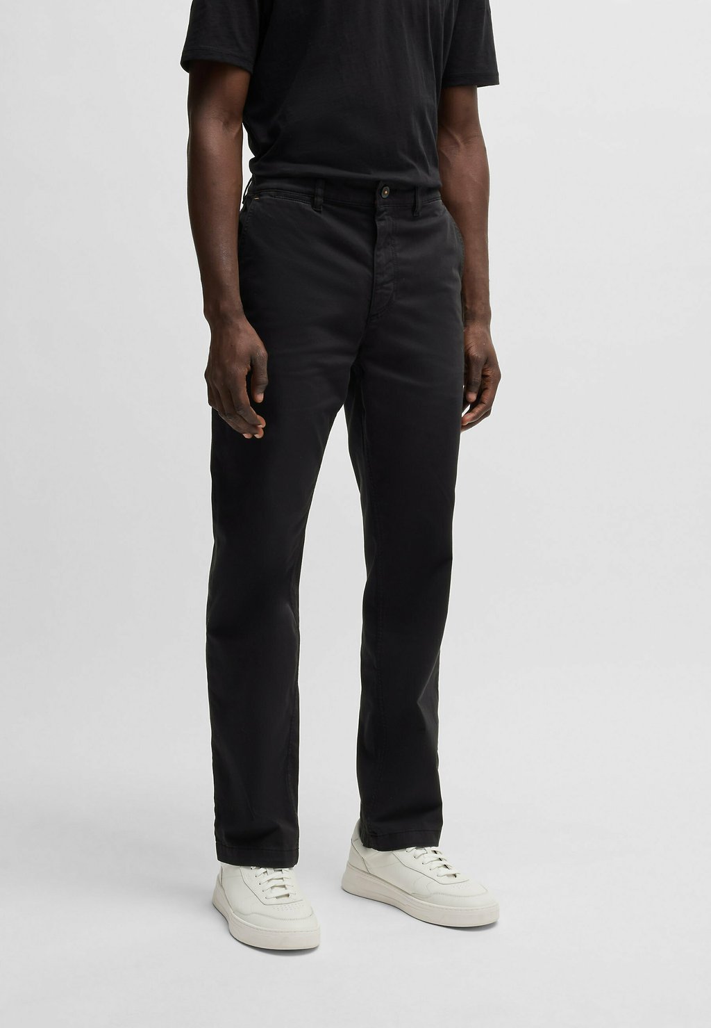 Чиносы REGULAR BOSS, черный
Чиносы REGULAR BOSS, черный