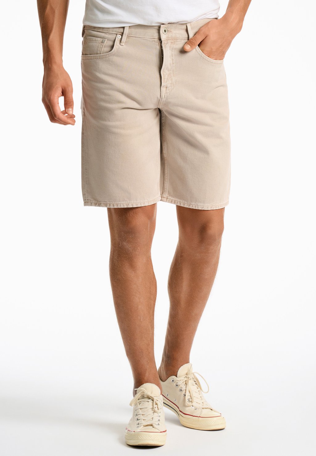 Джинсовые шорты GARMENT DYED Junk De Luxe, песочный
Джинсовые шорты GARMENT DYED Junk De Luxe, песочный