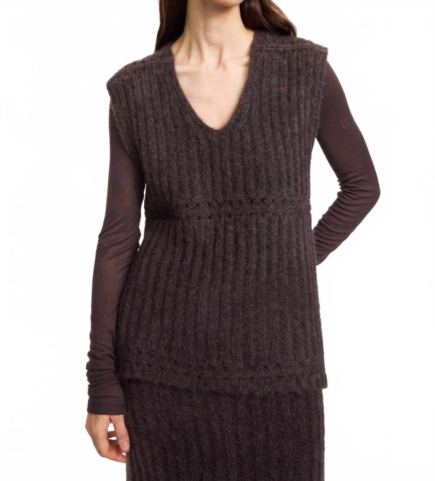 Жилет Revna Vest Top In Carafe By Malene Birger, Carafe
Жилет Revna Vest Top In Carafe By Malene Birger, Carafe