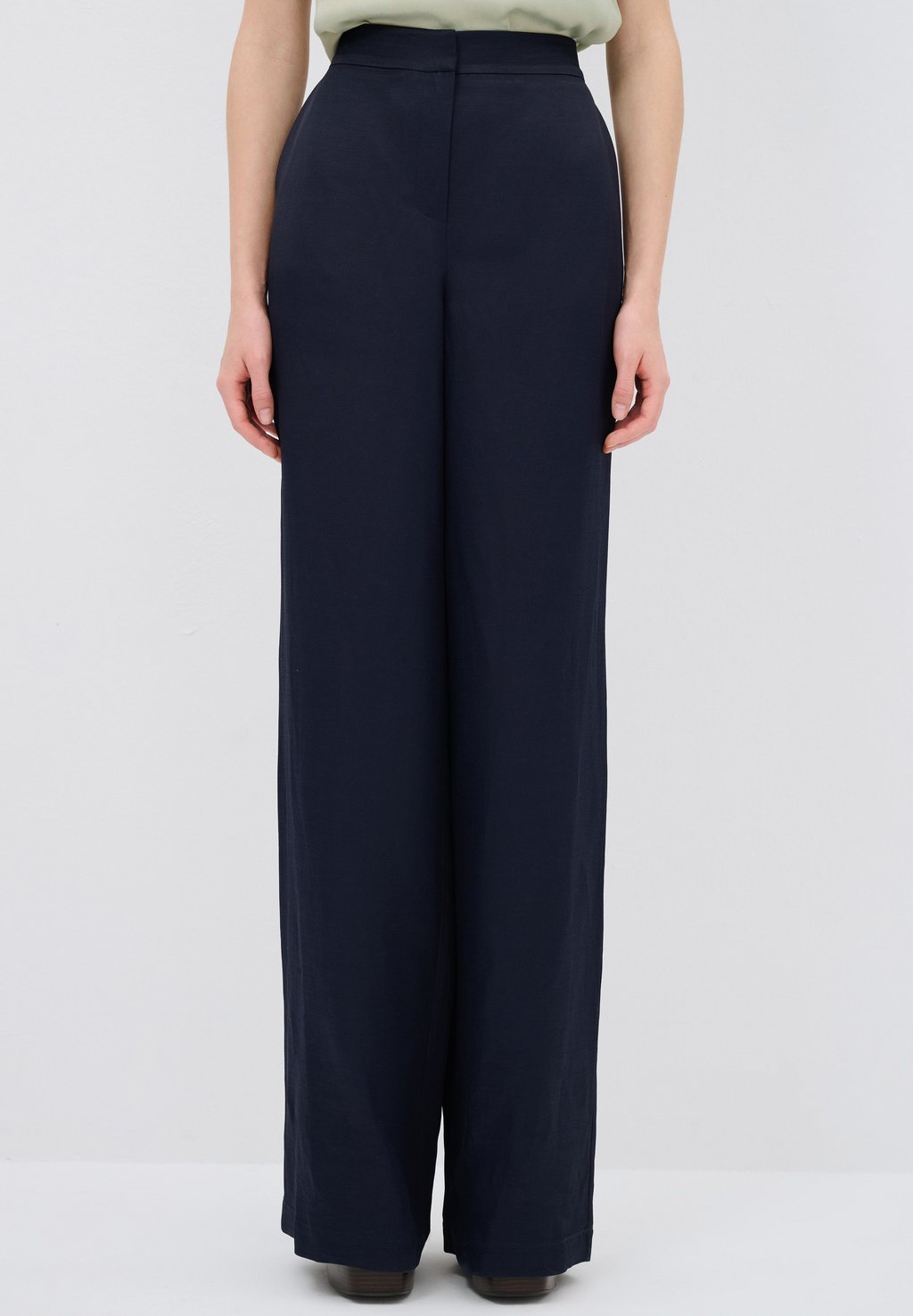 Брюки adL, темно-синий
Брюки adL, темно-синий