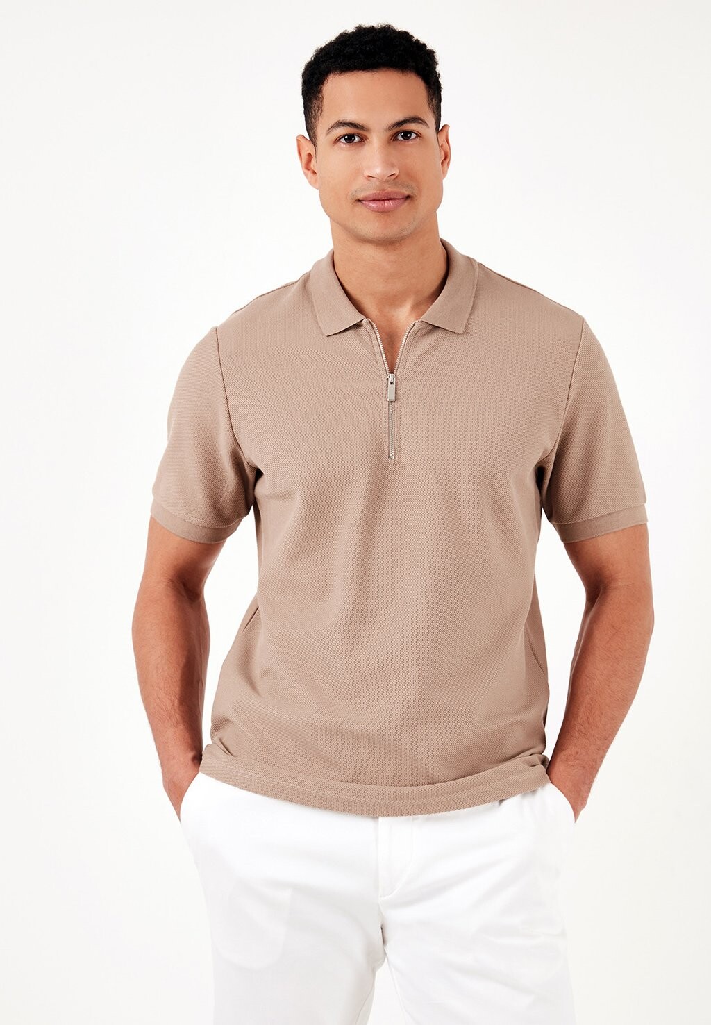 Рубашка-поло Regular Fit Buratti, светло-коричневая
Рубашка-поло Regular Fit Buratti, светло-коричневая