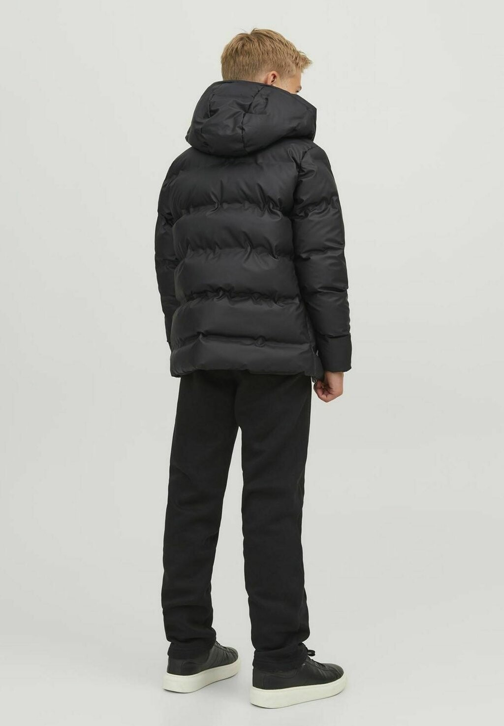 Зимняя куртка PUFFER Jack & Jones Junior, черный 
Зимняя куртка PUFFER Jack & Jones Junior, черный