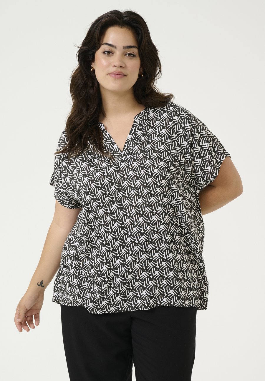 Блуза Kaffe Curve KCANNY, Black Moonstruck Retro Print/Black
Блуза Kaffe Curve KCANNY, Black Moonstruck Retro Print/Black