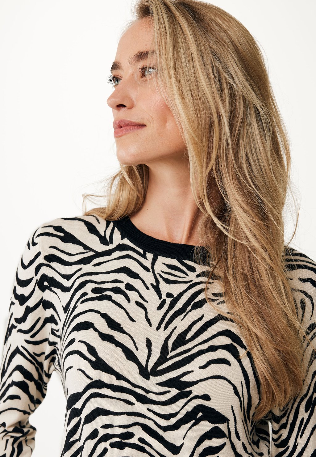 Джемпер Mexx, черный
Джемпер Mexx, черный