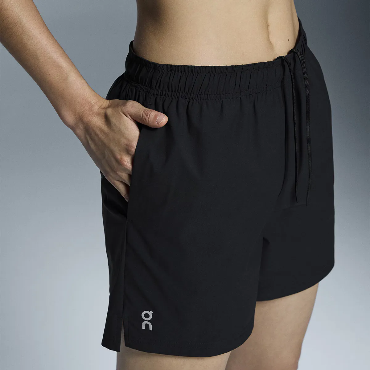 Женские шорты Core On 5", черный
Женские шорты Core On 5", черный