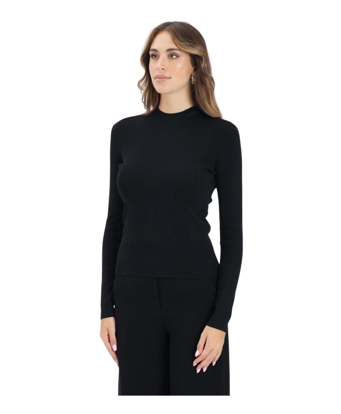 Черный свитер с элегантным воротником-стойкой Armani Exchange, черный
Черный свитер с элегантным воротником-стойкой Armani Exchange, черный