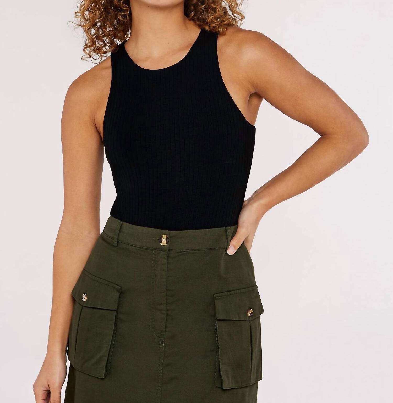 Боди в рубчик черного цвета APRICOT
Боди в рубчик черного цвета APRICOT