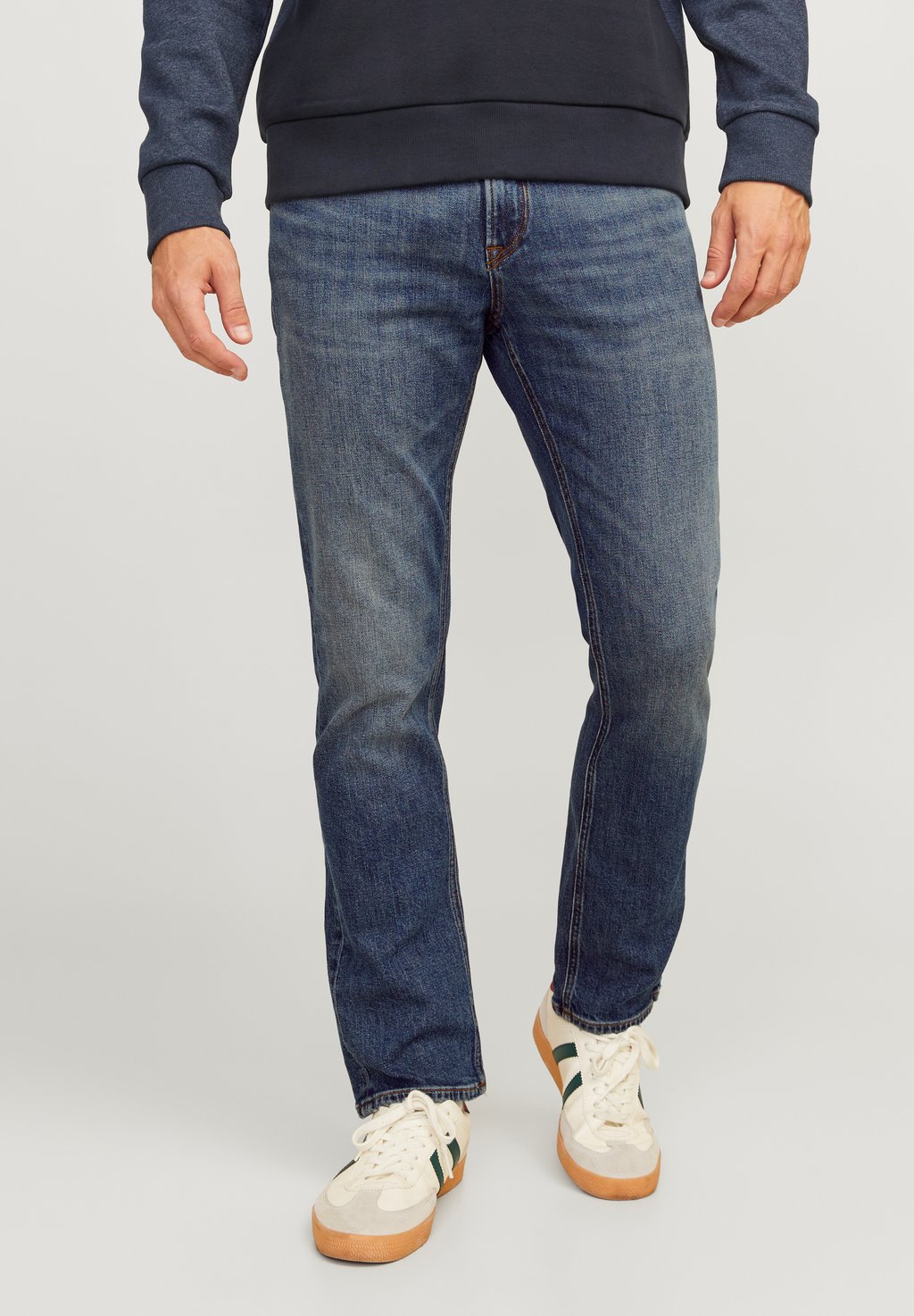 Джинсы прямого кроя Jack & Jones, синий деним
Джинсы прямого кроя Jack & Jones, синий деним