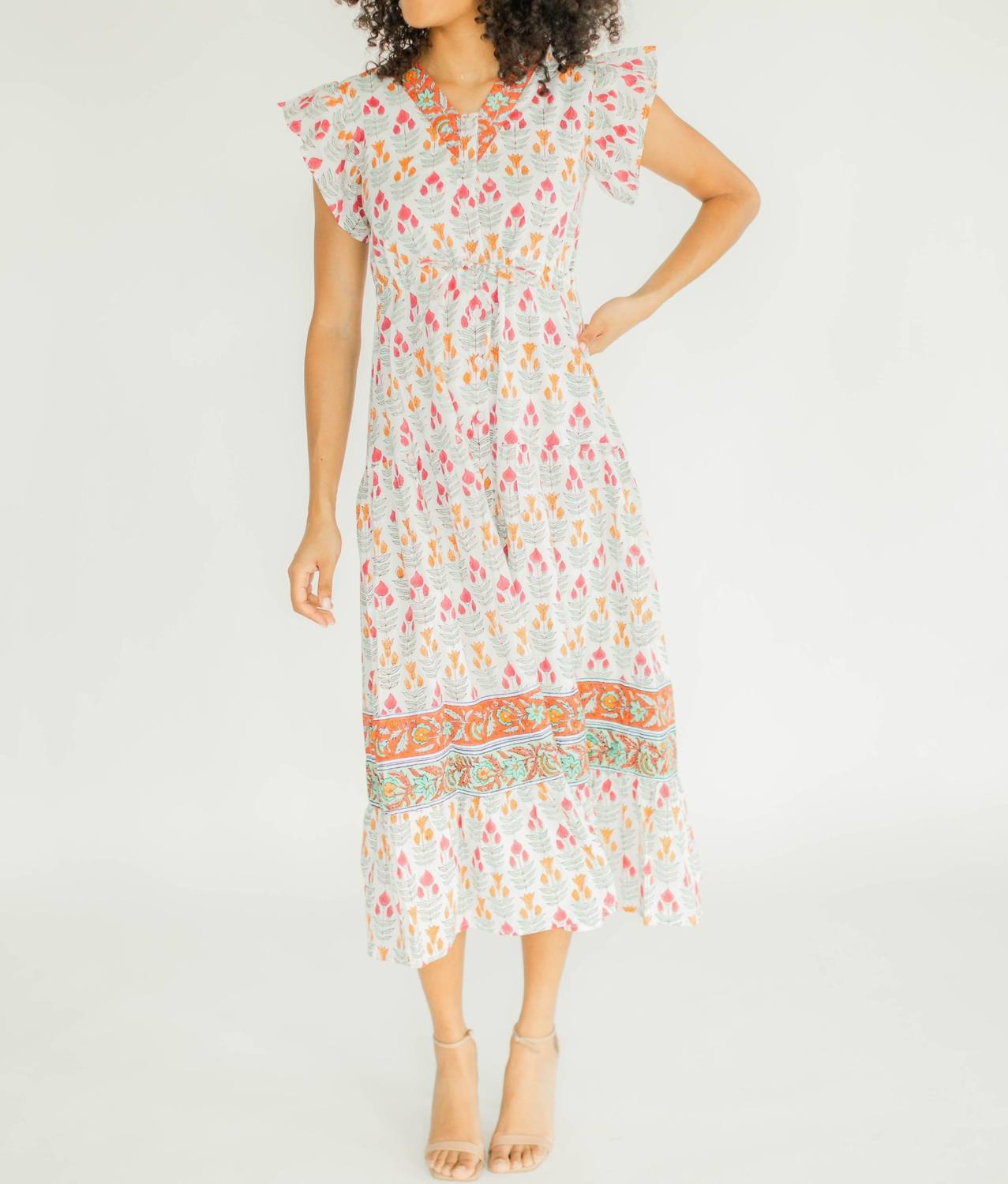 Платье миди с V-образным вырезом Rosa в цветке утренней славы VICTORIA DUNN, Morning Glory
Платье миди с V-образным вырезом Rosa в цветке утренней славы VICTORIA DUNN, Morning Glory