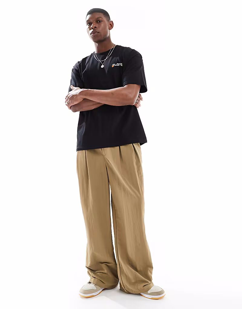 Футболка свободного кроя ASOS DESIGN с летней графикой черного цвета, Черный, Футболка свободного кроя ASOS DESIGN с летней графикой черного цвета
Футболка свободного кроя ASOS DESIGN с летней графикой черного цвета, Черный, Футболка свободного кроя ASOS DESIGN с летней графикой черного цвета