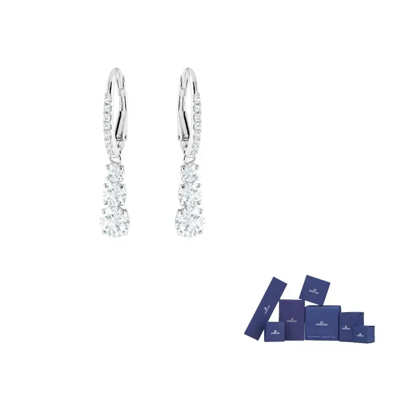 Стилла Attract Trilogy подвесные серьги Swarovski
Стилла Attract Trilogy подвесные серьги Swarovski