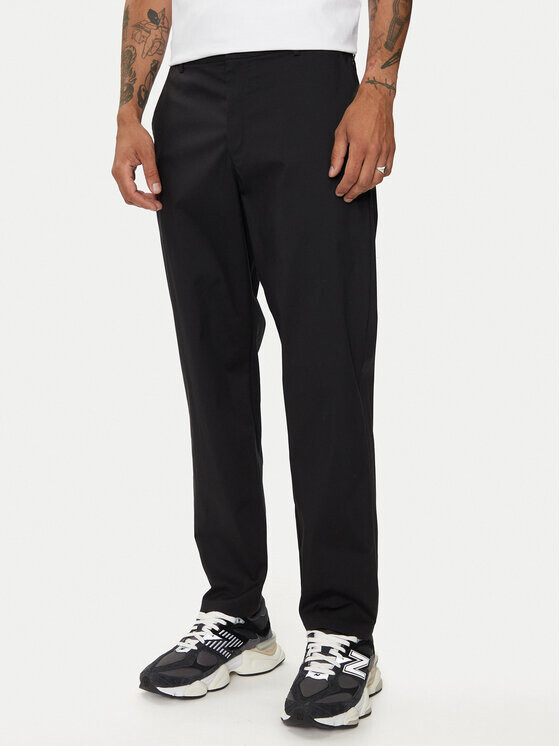 Тканевые брюки стандартного кроя New Balance, черный
Тканевые брюки стандартного кроя New Balance, черный