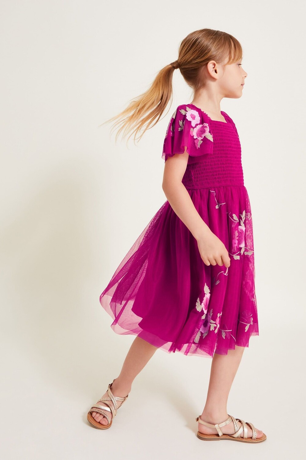 Платье April с вышивкой и сборками Monsoon, розовый
Платье April с вышивкой и сборками Monsoon, розовый