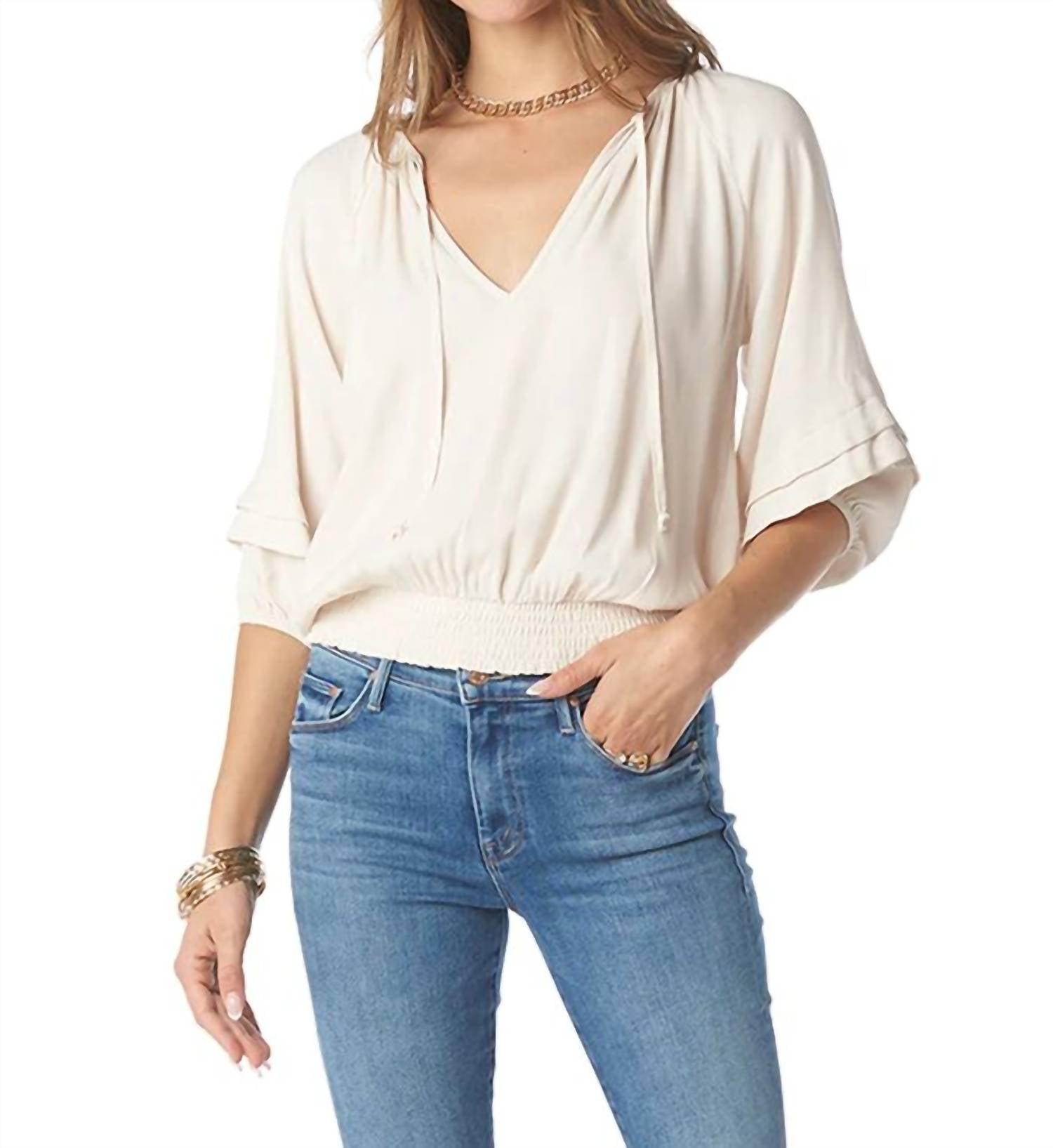 Нори Топ в Jet Stream Tart Collections 
Нори Топ в Jet Stream Tart Collections