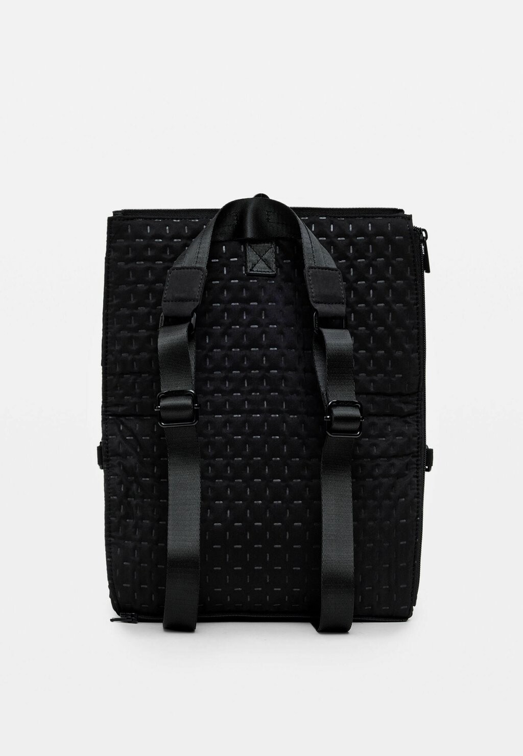 Сумка через плечо VOYAGER MULTIPOSITION Desigual, черный
Сумка через плечо VOYAGER MULTIPOSITION Desigual, черный