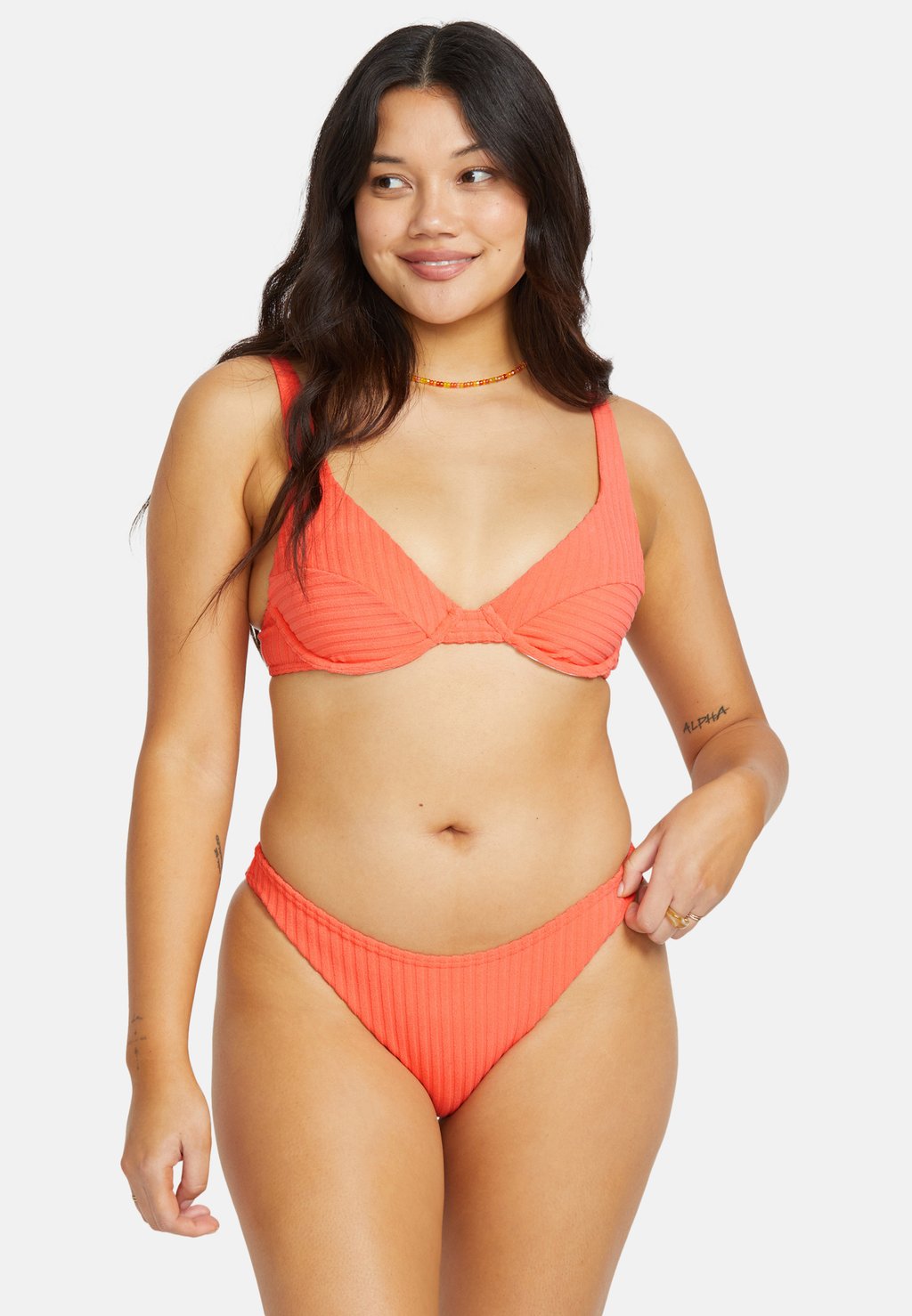 Бюстгальтер на косточках Reggiseno a triangolo Billabong, оранжевый
Бюстгальтер на косточках Reggiseno a triangolo Billabong, оранжевый