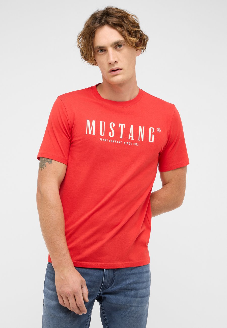Футболка Mustang Print T-shirt, Rot/Red, Красный, Футболка Mustang Print T-shirt, Rot/Red
Футболка Mustang Print T-shirt, Rot/Red, Красный, Футболка Mustang Print T-shirt, Rot/Red