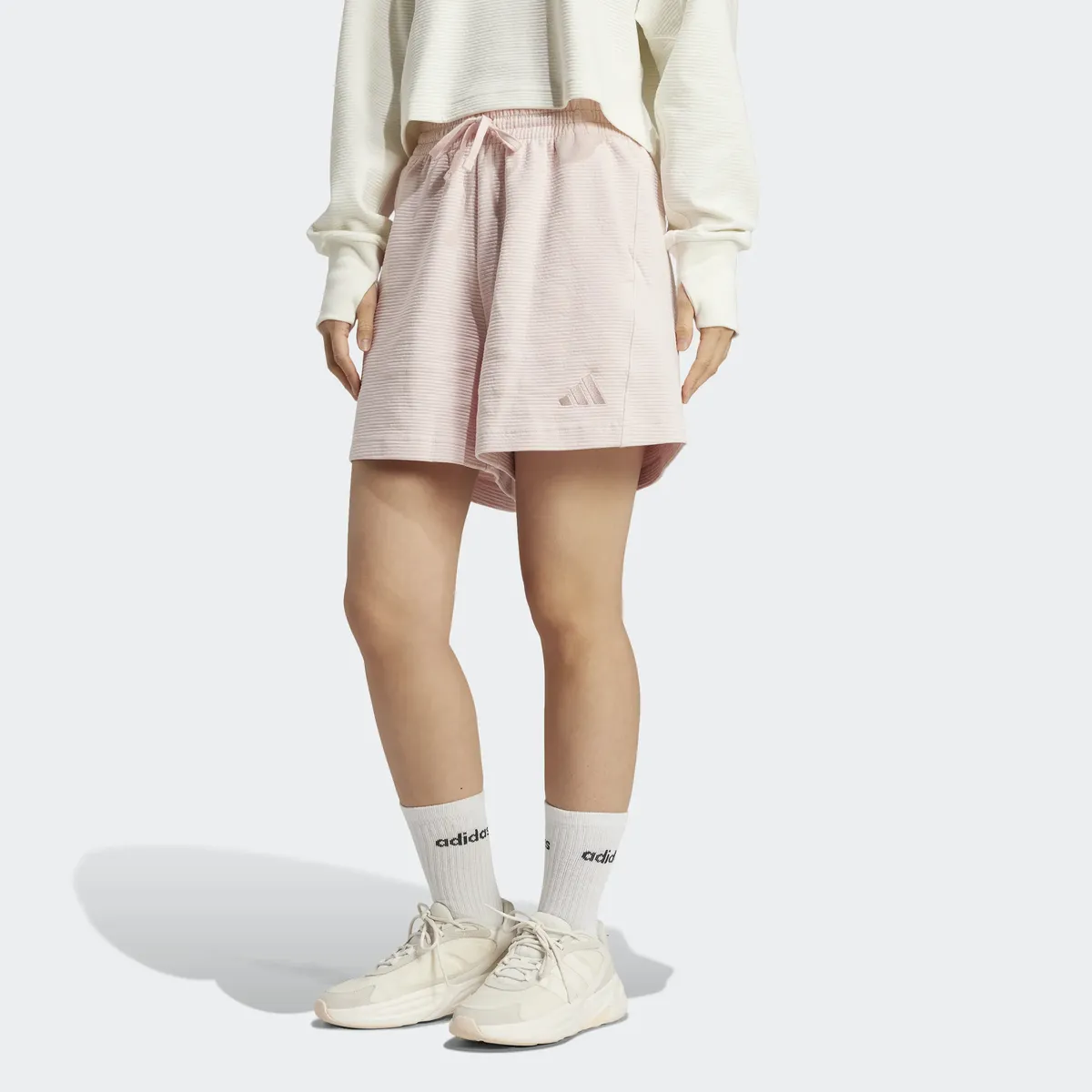 Спортивные шорты adidas "W ALL SZN L SHO" (1 шт.) Adidas Sportswear, цвет Sandy Pink 
Спортивные шорты adidas "W ALL SZN L SHO" (1 шт.) Adidas Sportswear, цвет Sandy Pink