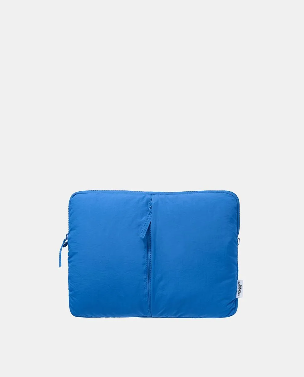 Мягкий чехол для ноутбука Ölend Olend, синий
Мягкий чехол для ноутбука Ölend Olend, синий