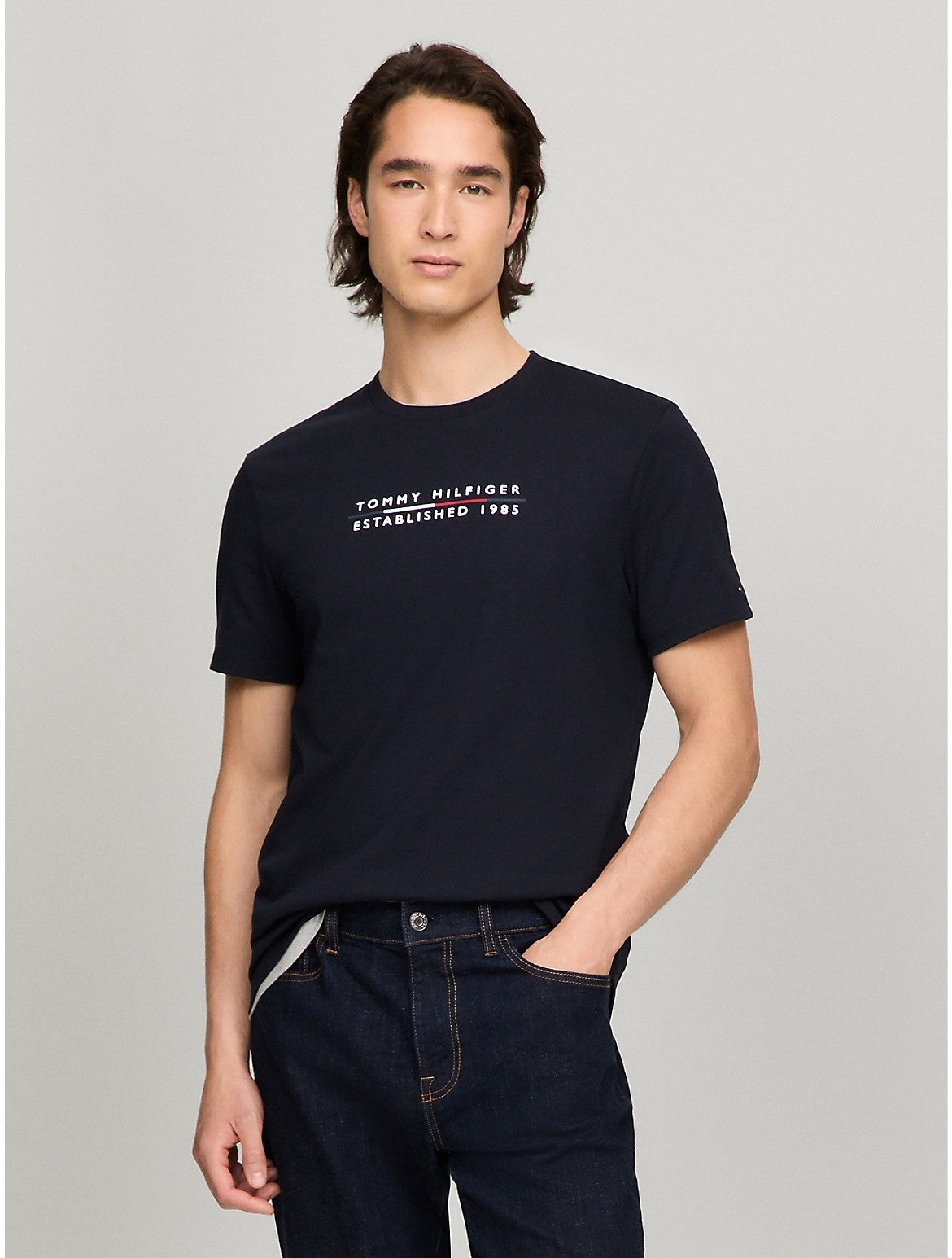 Мужская футболка Tommy Hilfiger Tommy Established с графическим принтом, темно-синий
Мужская футболка Tommy Hilfiger Tommy Established с графическим принтом, темно-синий