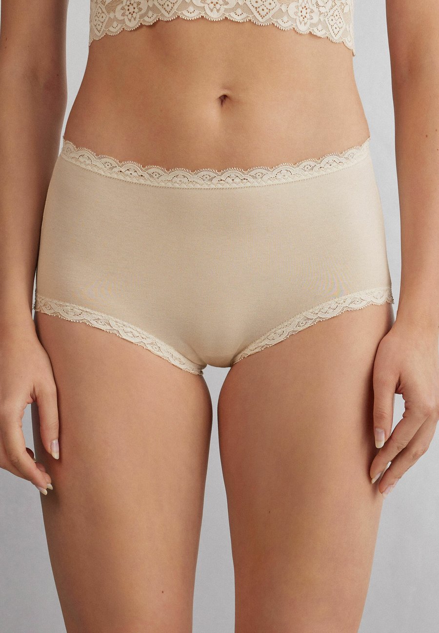 Брифы Intimissimi Briefs, Natural/Beige
Брифы Intimissimi Briefs, Natural/Beige