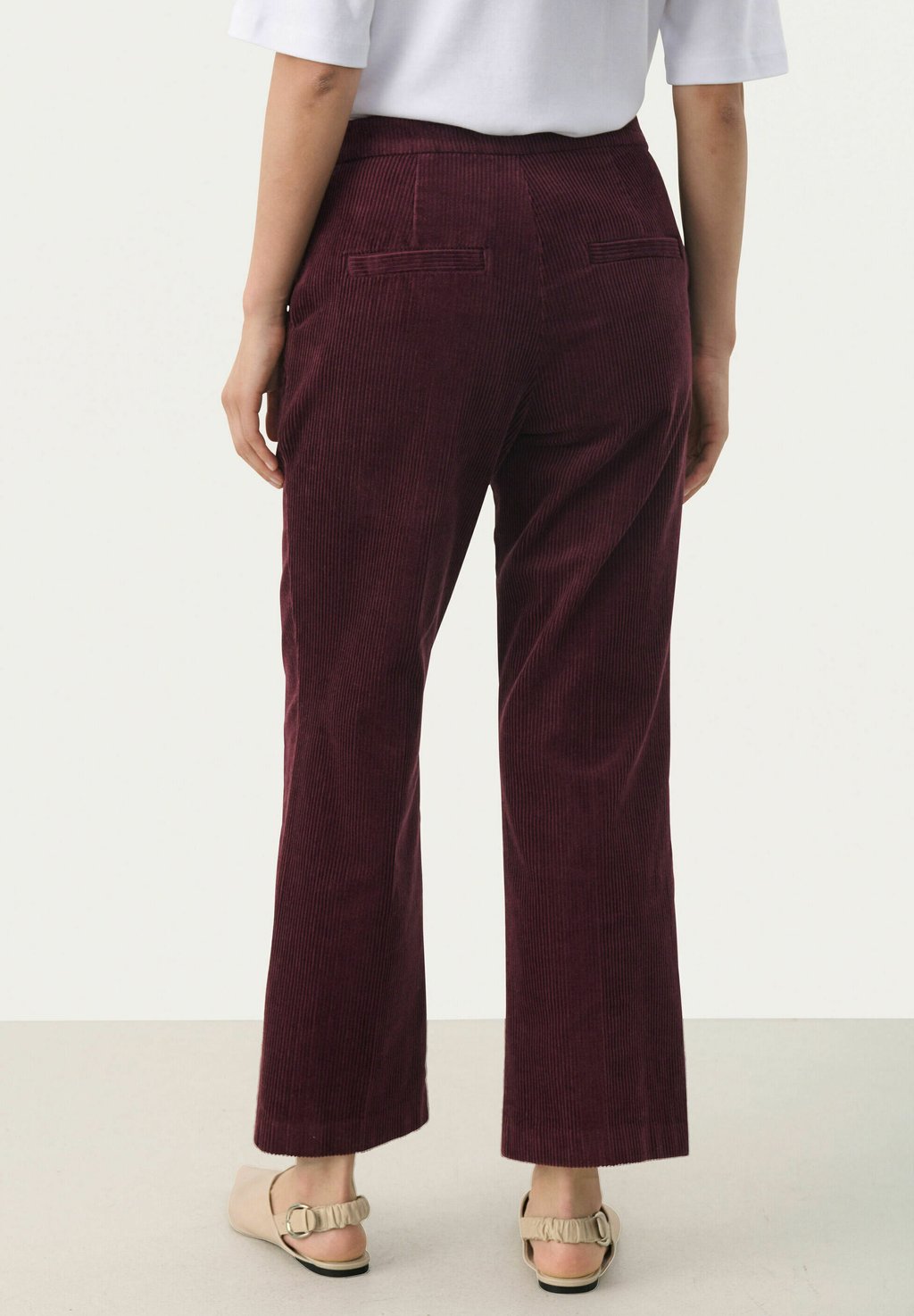 Брюки MISHAS Part Two, бордовый
Брюки MISHAS Part Two, бордовый