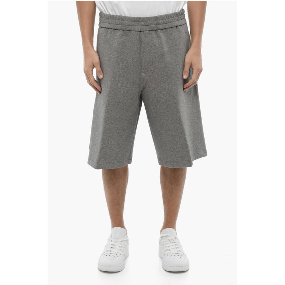 Однотонные спортивные шорты-карго Neil Barrett, Gray
Однотонные спортивные шорты-карго Neil Barrett, Gray