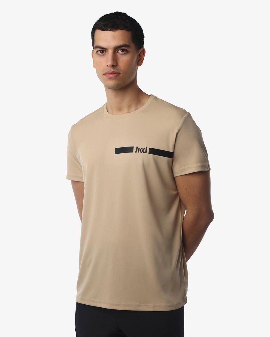 JAKED Синтетическая фитнес-футболка песочного цвета для мужчин
JAKED Синтетическая фитнес-футболка песочного цвета для мужчин