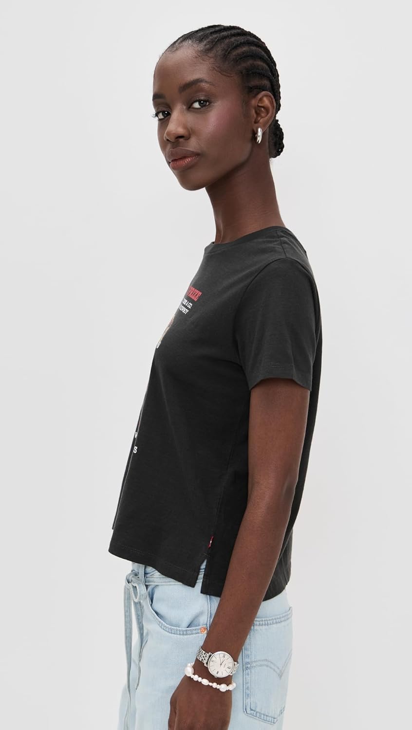 Женская графическая футболка Levi's с квадратным кроем, Western Archival Cash Prize
Женская графическая футболка Levi's с квадратным кроем, Western Archival Cash Prize