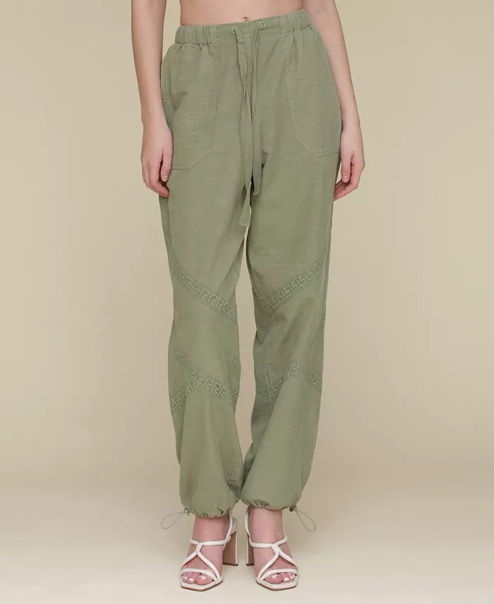 Женские мягкие джоггеры с кружевной отделкой в утилитарном стиле Avec Les Filles, зеленый
Женские мягкие джоггеры с кружевной отделкой в утилитарном стиле Avec Les Filles, зеленый