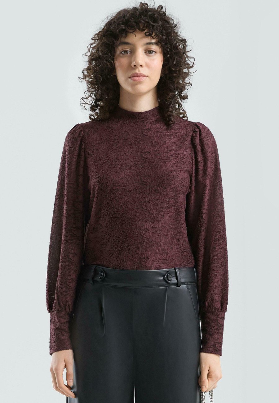 Блуза QS Blouse, Aubergine/Purple
Блуза QS Blouse, Aubergine/Purple