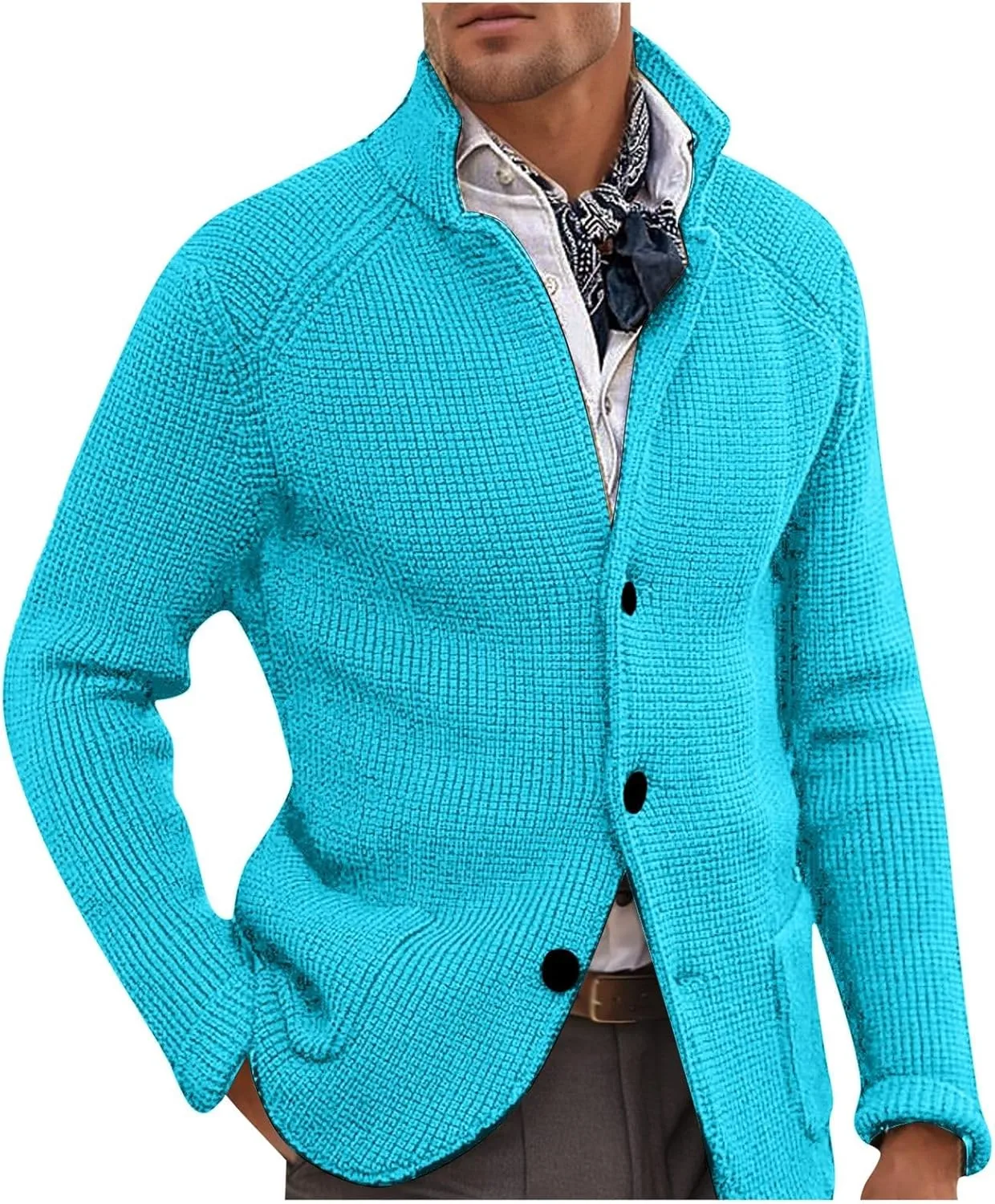 Мужской кардиган с длинным рукавом и воротником стойкой
Мужской кардиган с длинным рукавом и воротником стойкой