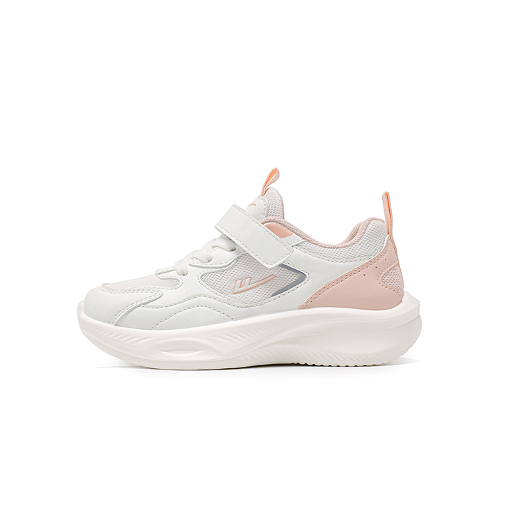 Кроссовки детские Rhythm Series с противоскользящим покрытием для детей WARRIOR, белый/розовый 
Кроссовки детские Rhythm Series с противоскользящим покрытием для детей WARRIOR, белый/розовый