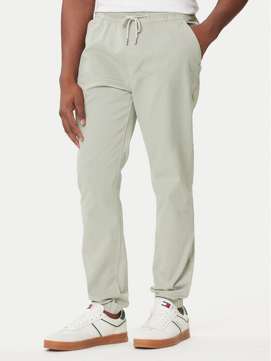 Джоггеры slim fit Austin DM0DM20283 Tommy Jeans, зелёный
Джоггеры slim fit Austin DM0DM20283 Tommy Jeans, зелёный