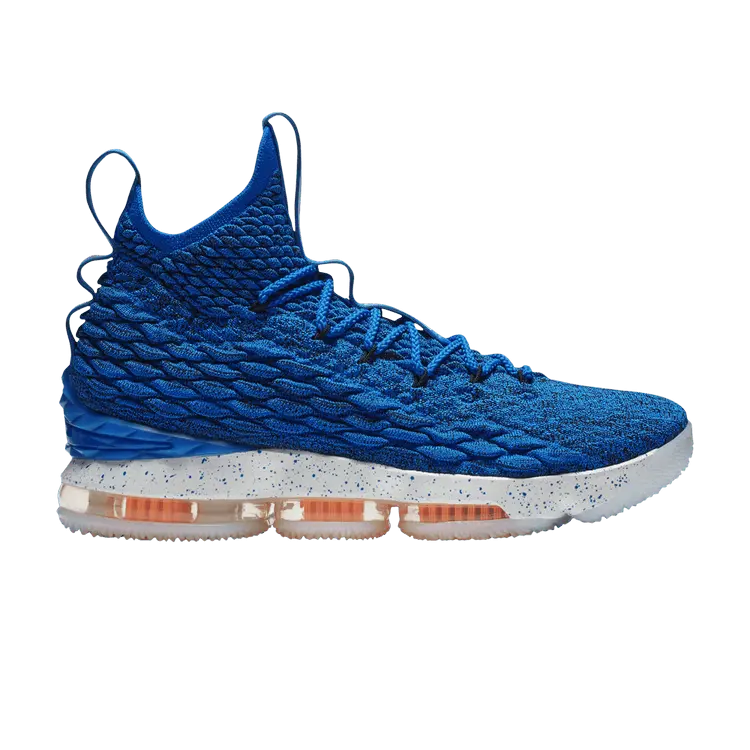 Кроссовки Nike LeBron 15 EP 'Hardwood Classics', синий
Кроссовки Nike LeBron 15 EP 'Hardwood Classics', синий