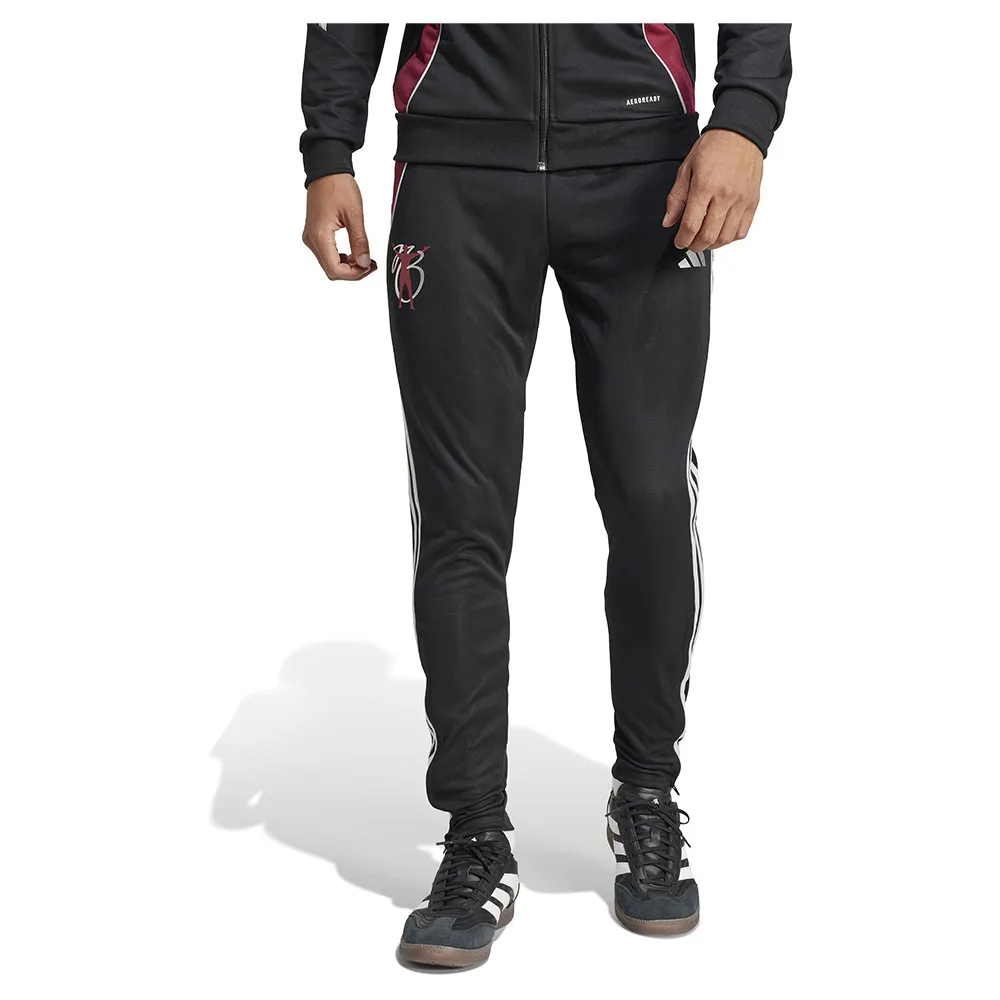 Спортивные брюки adidas Jude Bellingham Training, черный
Спортивные брюки adidas Jude Bellingham Training, черный