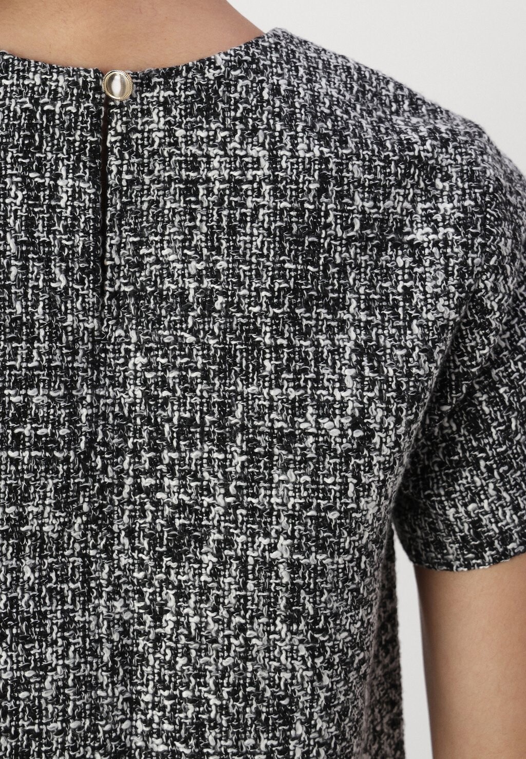 Блуза EASY TWEED TEE Abercrombie & Fitch, черный 
Блуза EASY TWEED TEE Abercrombie & Fitch, черный