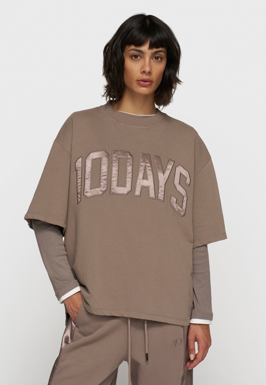 Футболка 10DAYS Print T-shirt, Moonrock/Grey
Футболка 10DAYS Print T-shirt, Moonrock/Grey