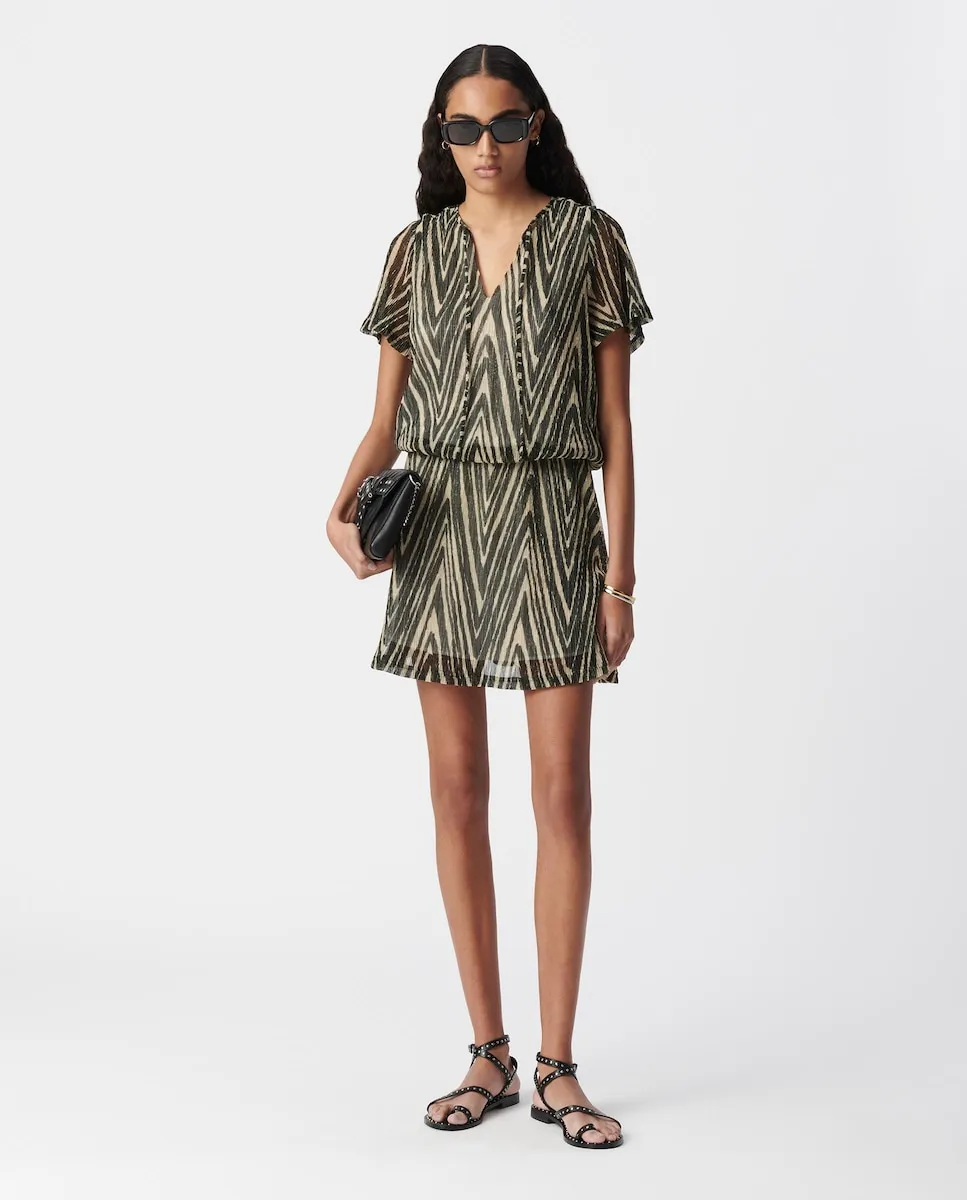 Короткое платье с короткими рукавами Ikks, черный
Короткое платье с короткими рукавами Ikks, черный