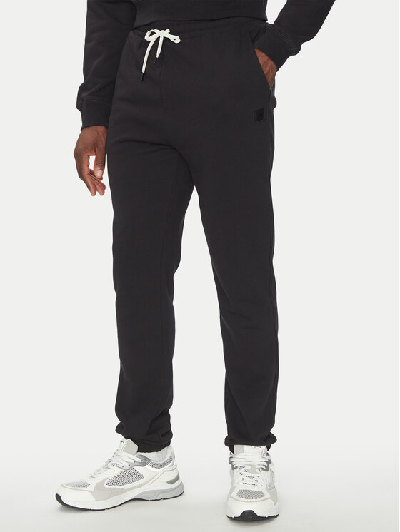 Спортивные брюки обычного кроя 179200 Scotch & Soda, черный
Спортивные брюки обычного кроя 179200 Scotch & Soda, черный