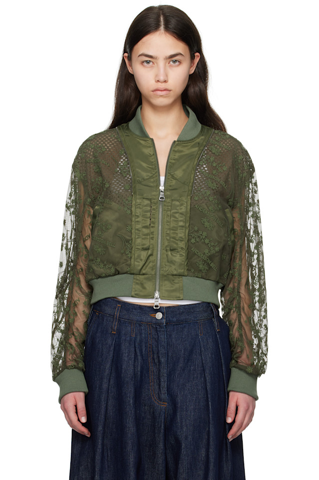 Короткая косуха с кружевными вставками и многослойным логотипом Andersson Bell, коричневый
Короткая косуха с кружевными вставками и многослойным логотипом Andersson Bell, коричневый