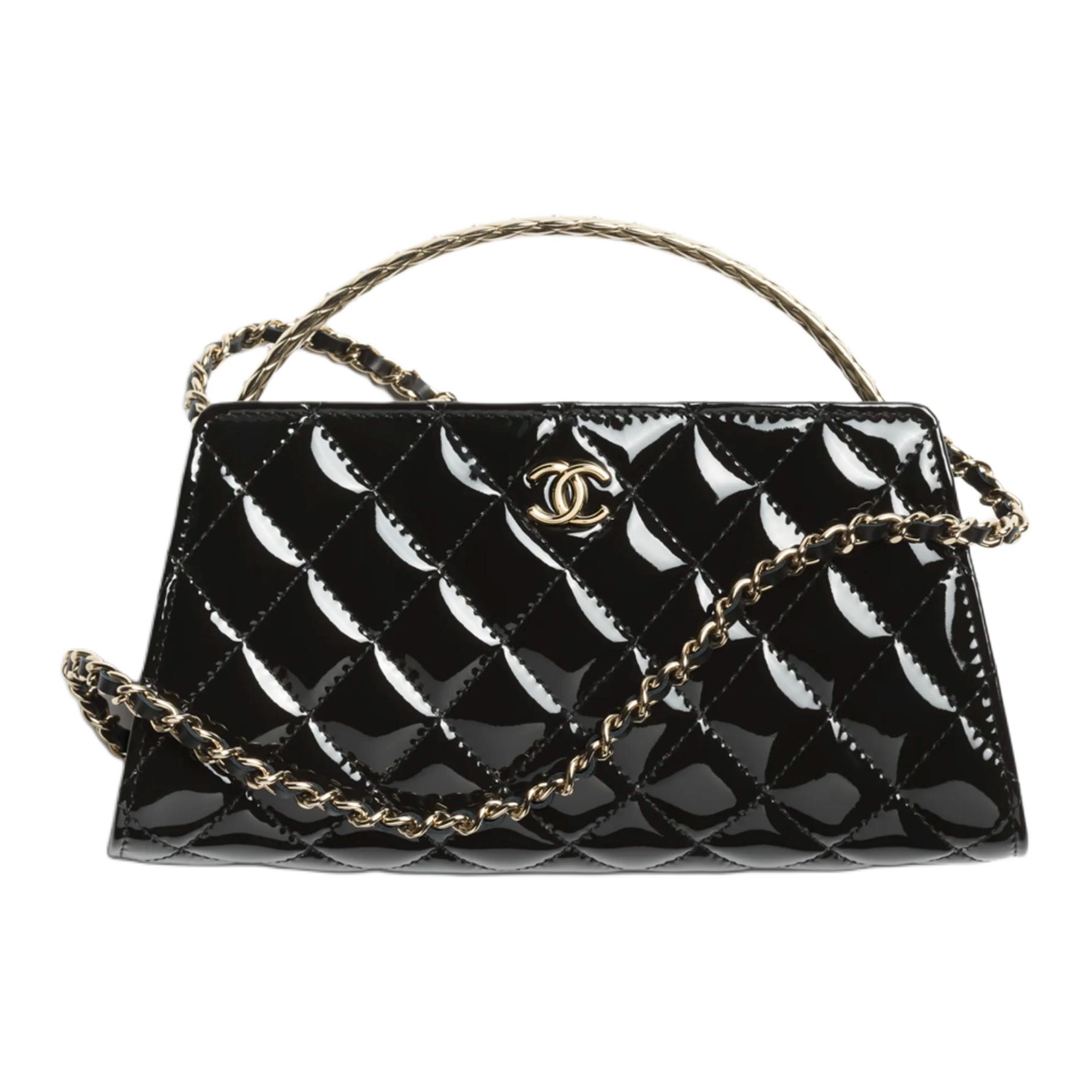 CHANEL Лаковая кожаная сумка женская черная
CHANEL Лаковая кожаная сумка женская черная