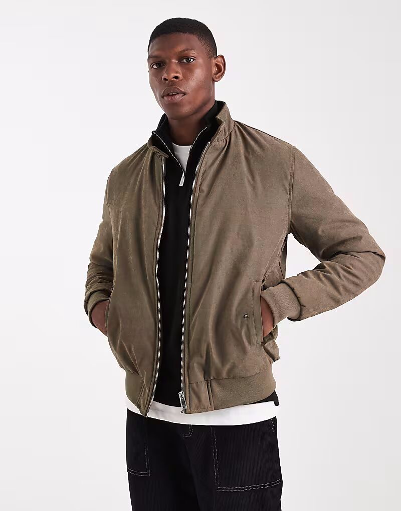 Куртка-бомбер на молнии цвета хаки Brave Soul
Куртка-бомбер на молнии цвета хаки Brave Soul