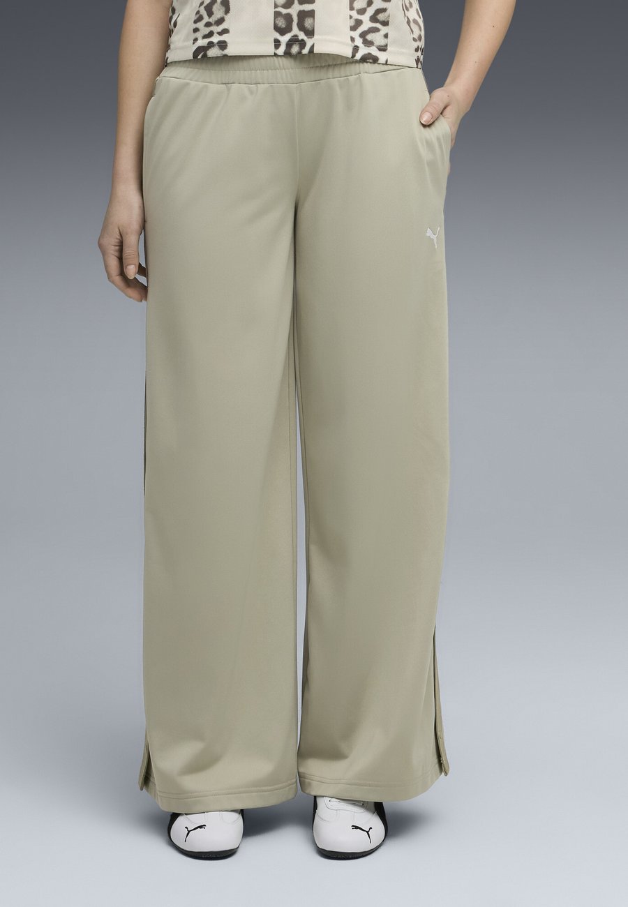 Брюки Puma LOW RISE, Lux Army/Green
Брюки Puma LOW RISE, Lux Army/Green