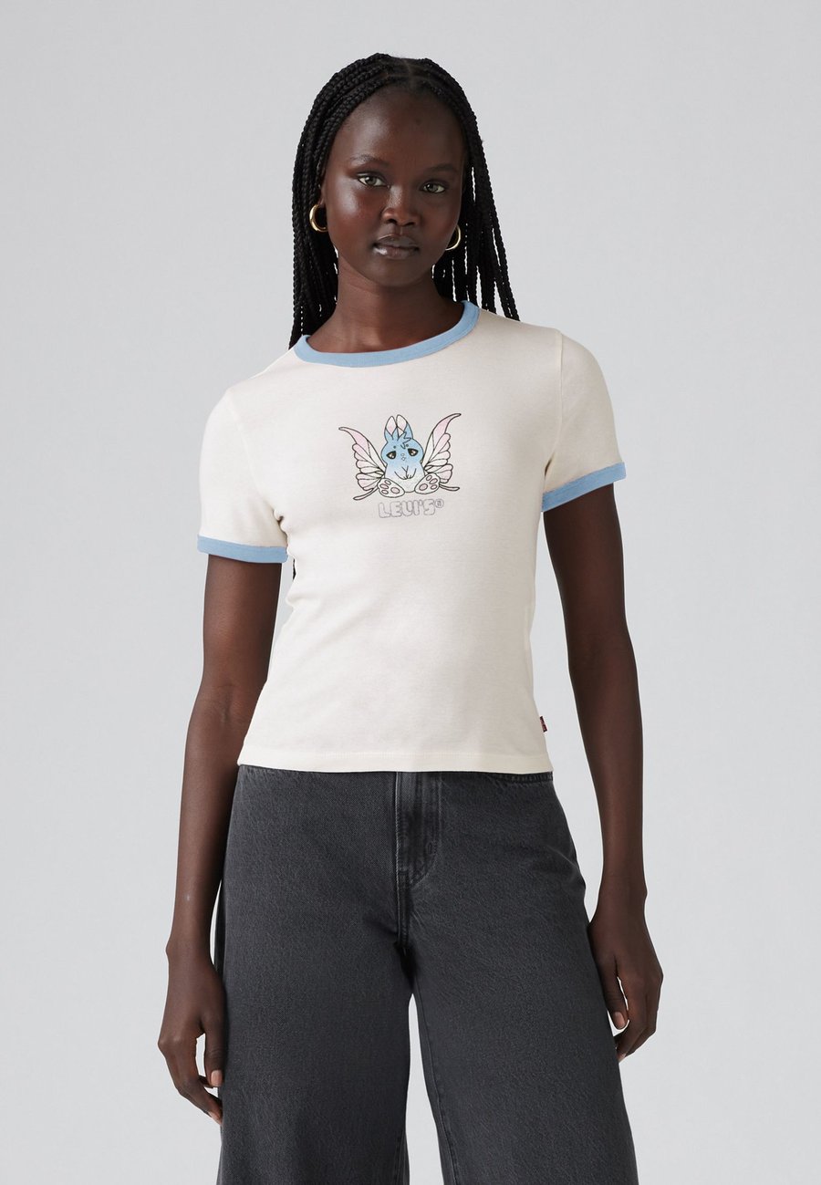 Футболка Levi's RINGER RICKIE, Lse_Flying Bunny (T3) Egret/Off-White, Белый, Футболка Levi's RINGER RICKIE, Lse_Flying Bunny (T3) Egret/Off-White
Футболка Levi's RINGER RICKIE, Lse_Flying Bunny (T3) Egret/Off-White, Белый, Футболка Levi's RINGER RICKIE, Lse_Flying Bunny (T3) Egret/Off-White