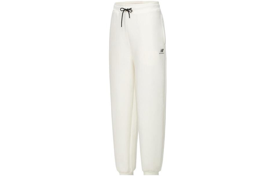 Трикотажные спортивные штаны женские белые New Balance
Трикотажные спортивные штаны женские белые New Balance