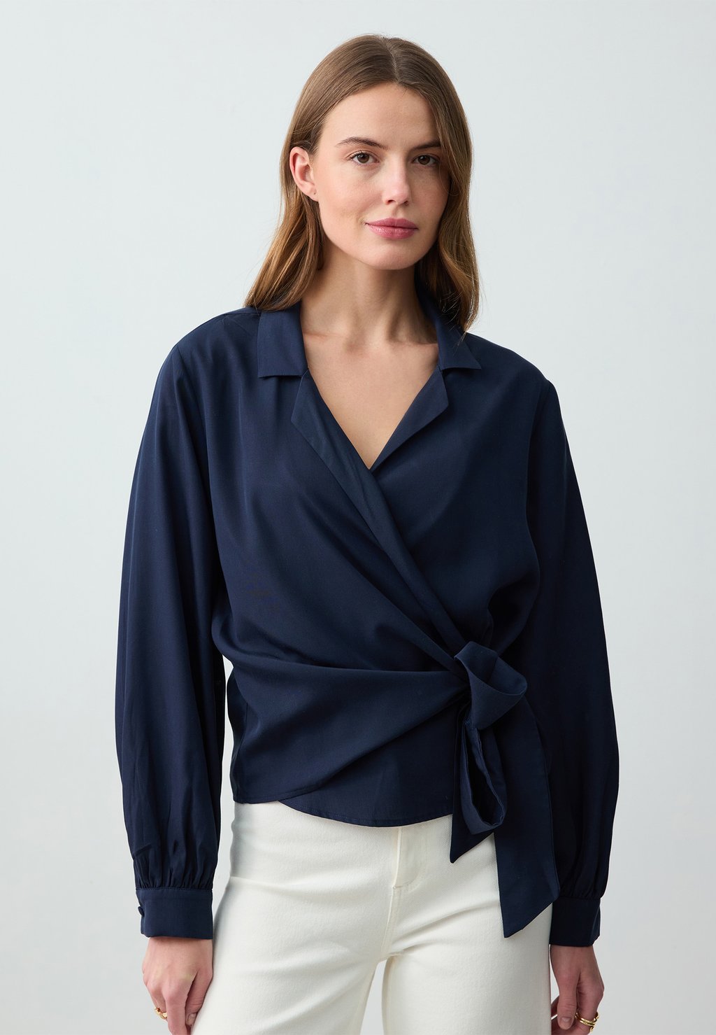 Блуза Jimmy Key, темно-синий
Блуза Jimmy Key, темно-синий