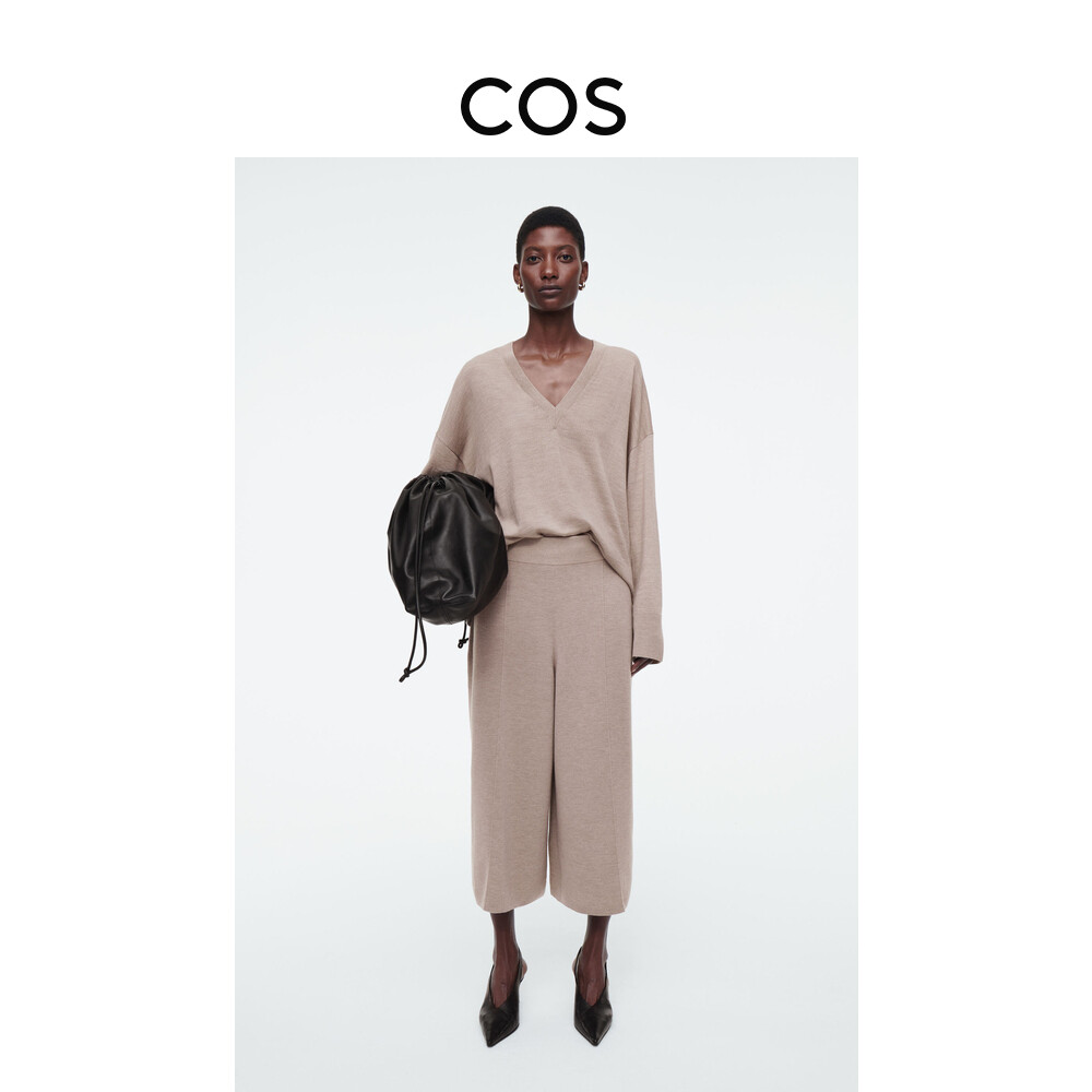 Женские укороченные Cos из шерсти мериноса, бежевый
Женские укороченные Cos из шерсти мериноса, бежевый