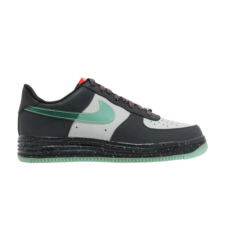 Кроссовки Nike Lunar Force 1 Low QS 'Year of the Horse', серый
Кроссовки Nike Lunar Force 1 Low QS 'Year of the Horse', серый