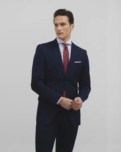 Однотонный узкий мужской пиджак Silbon, индиго
Однотонный узкий мужской пиджак Silbon, индиго